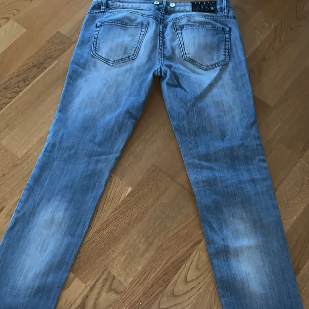 Ljusblå diesel jeans i bra skick. Jeans & Byxor.