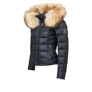 Nyskick rock and blue jacka - Super fin jacka i bra skick Finns knäppen runt midjan som man kan justera så den sitter tajtare Nypris ca 2800