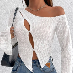 Vit topp - Superfin vit topp ifrån shein som tyvärr är för stor för mig, aldrig använd utan endast testad!! 💗 