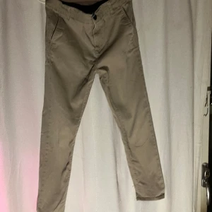 Chinos byxor - Hm chinos biege Strl 164 Skick 8/10