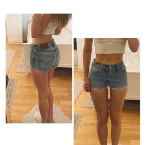 Levis shorts  - Säljer dessa Levis shorts som var lite för små för mig och inte i min smak! De har fina fickor och sitter dock väldigt fint. Lånade bilder🩷