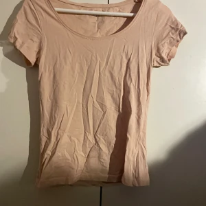 Tshirt - Rosa T-shirt fr lager157  Rosa storlek s