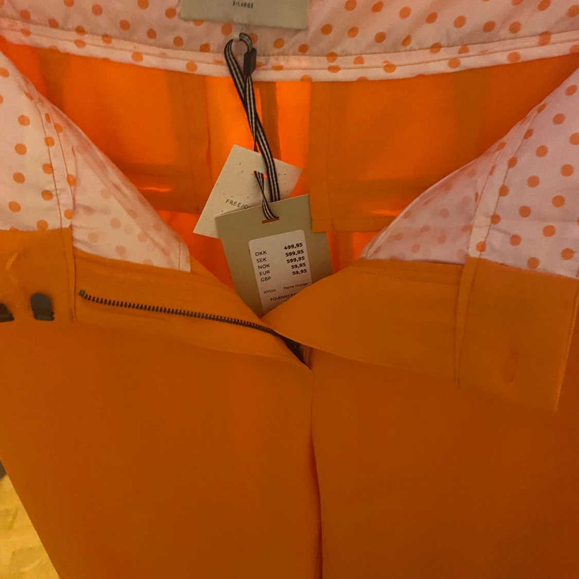 Oranga kostymbyxor  - 91