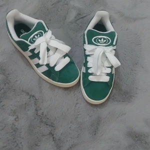 Campus 00s - Campus 00s i stl 39 1/3. Helt Nya.