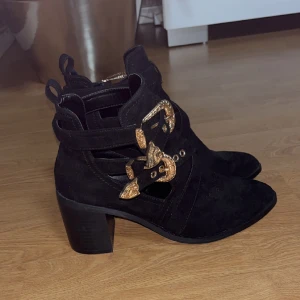  stövletter  - Oanvända i nyskick 