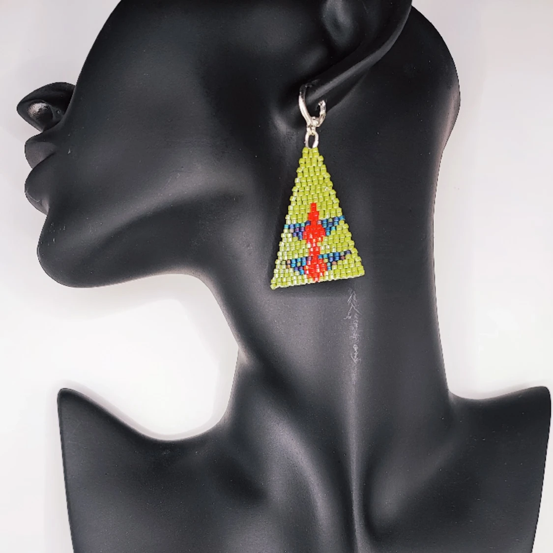 Handgjorda örhängen