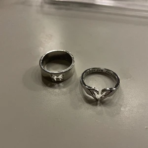 RINGAR - två silver ringar som inte används 🫶🏼40kr st!