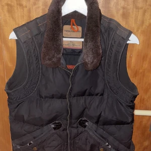 Äkta para jumper väst - Dragkedjan funkar inte (Träffas bara i Malmö)