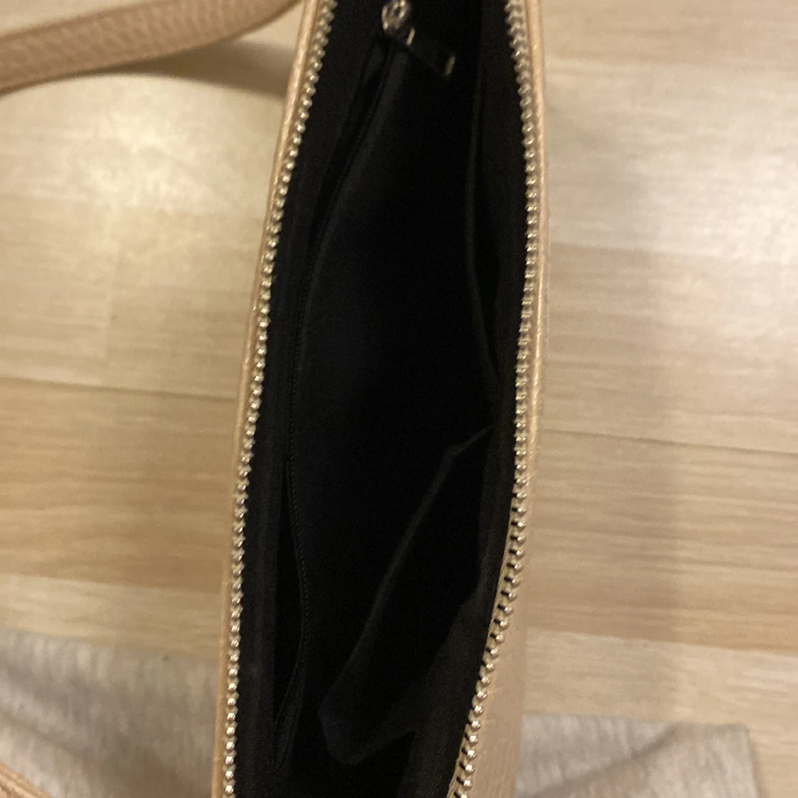 Fin begie väska - 90