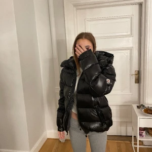 Monclear maya  - Ny monclear 