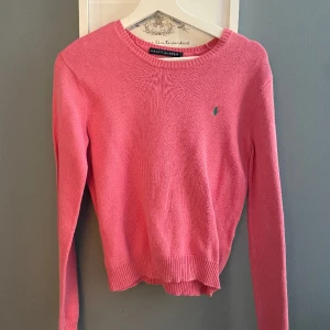 Ralph Lauren tröja rosa!  - Fint skick, priset kan sänkas vid en snabb affär 🥰