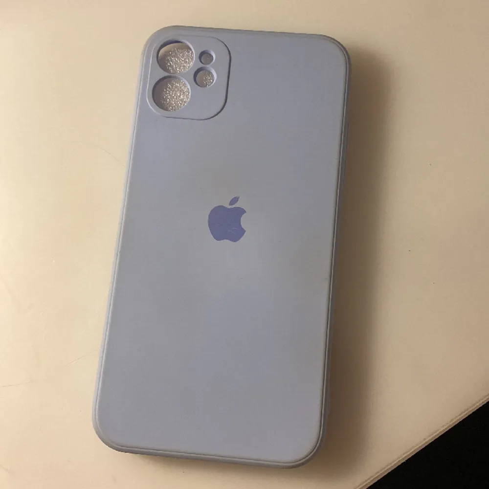 Ljusblått mobilskal till iPhone 11. Accessoarer.