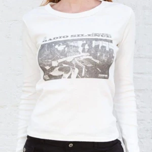 brandy tröja - tröja från brandy melville i nyskick som inte kommer till användning 🫶pris kan såklart diskuteras 