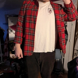 Rutig jacka - Axelvaddar 