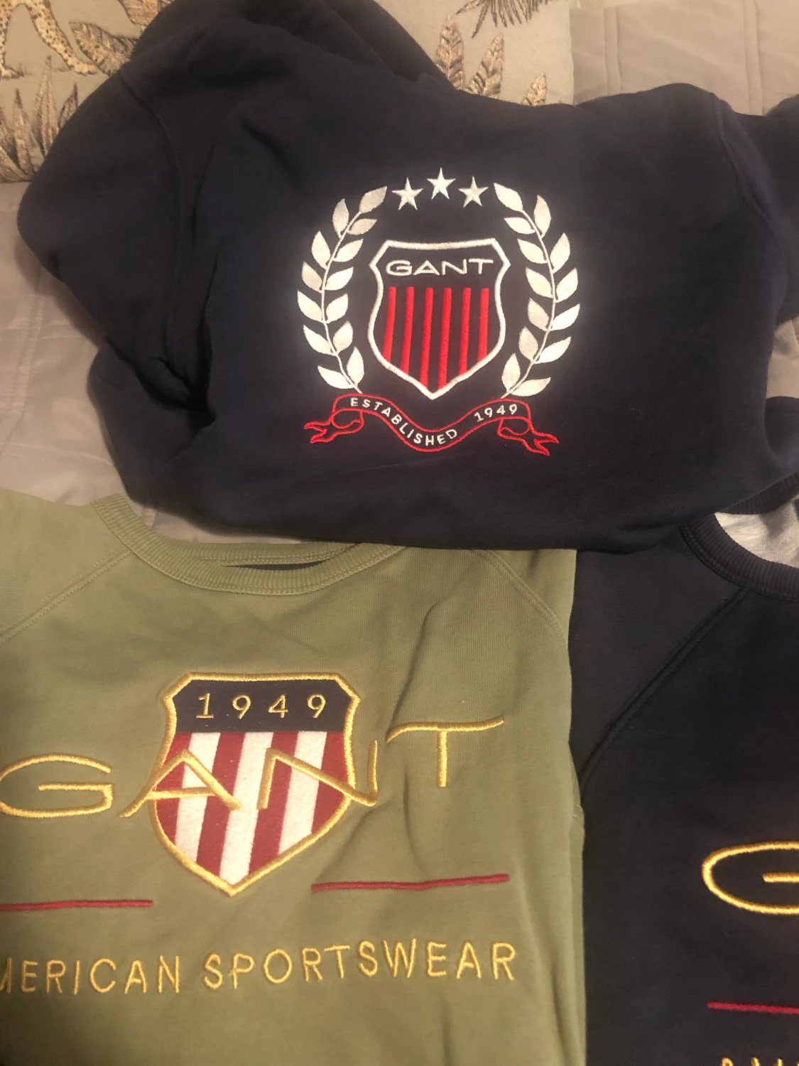 Märkeströjor i nyskick! - 90