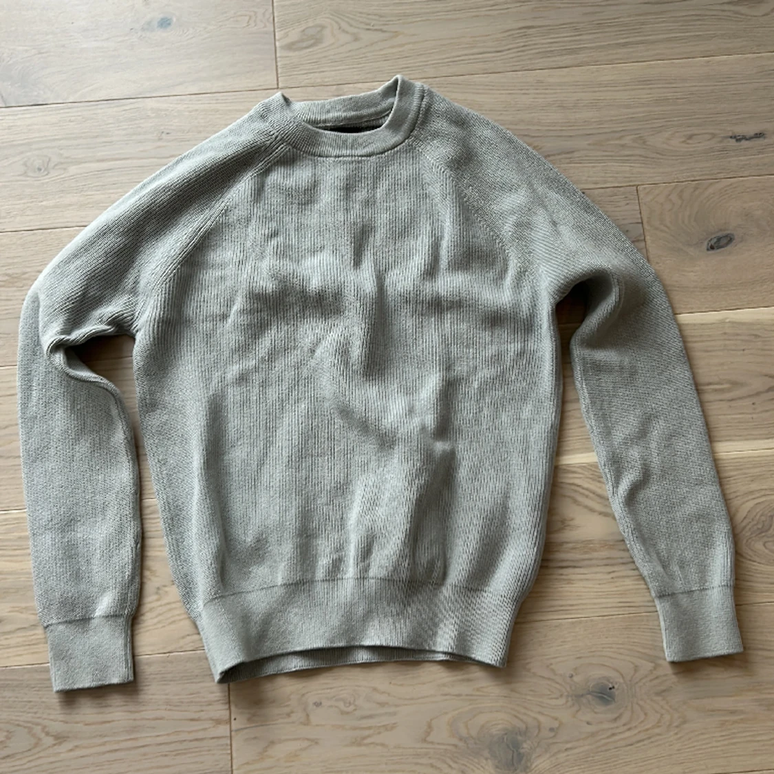 Ribbstickad tröja i bomull från zara