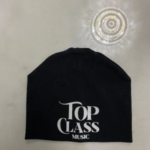 Top class mössor - Nya Topclass mössor! Ni kan köpa in ett flera för ett billigare pris! 
