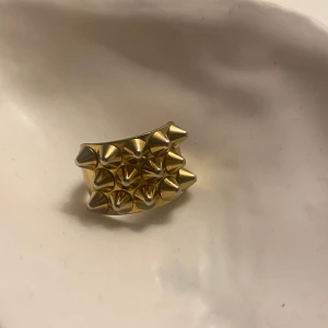 Edblad ring  - Säljer denna fina ring från Edblad då den tyvärr inte kommer till användning 💕