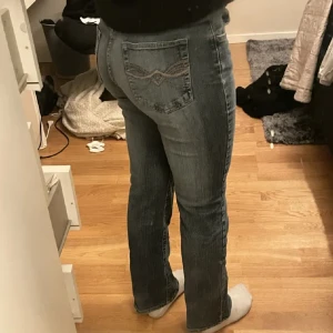 Jeans - Fina Jeans som inte kommer till användning längre💕