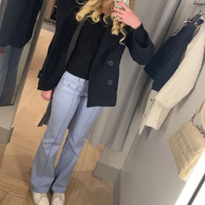 Jeans  - Jeans från Hm st 34, använda 2 ggr.