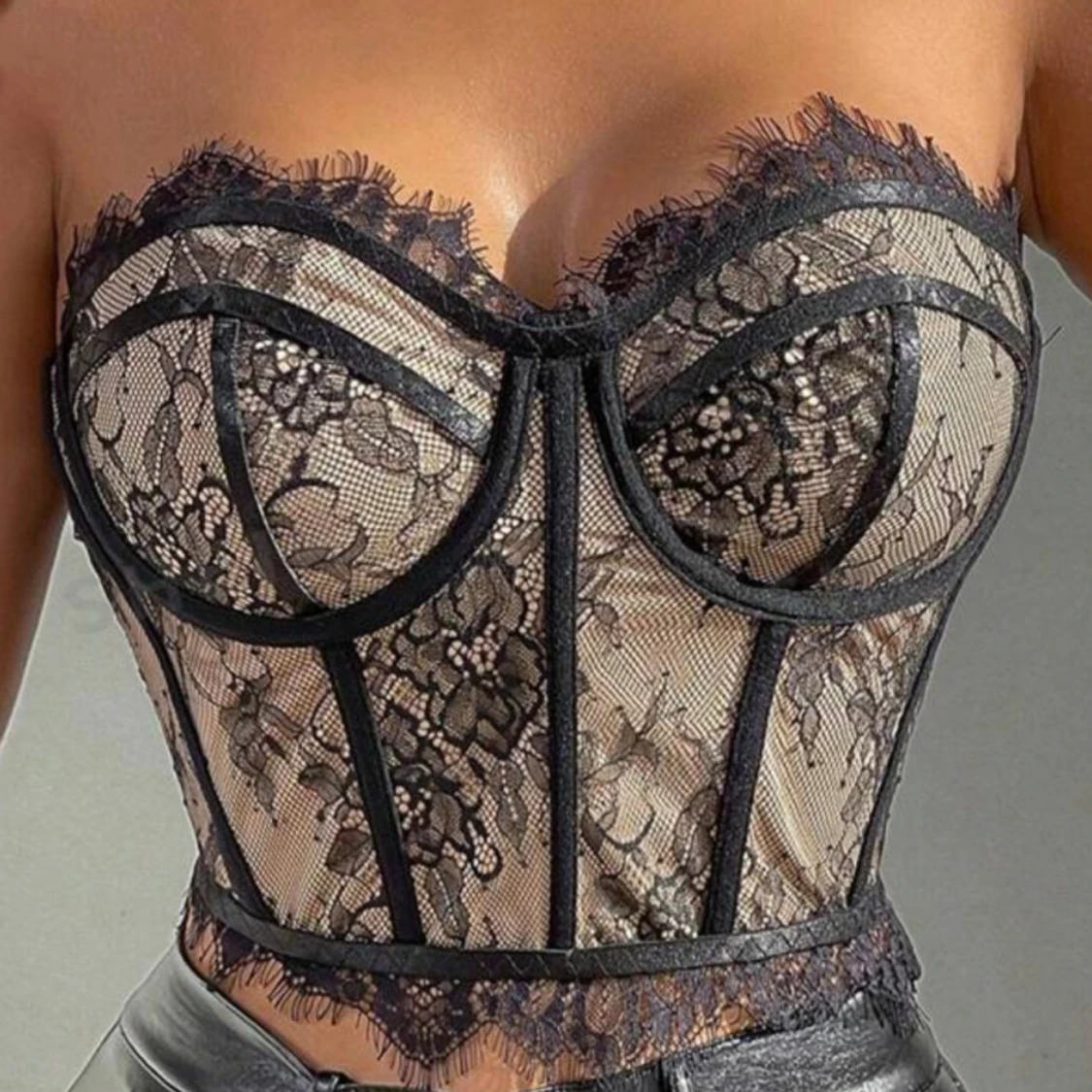 Spets korsett - 90