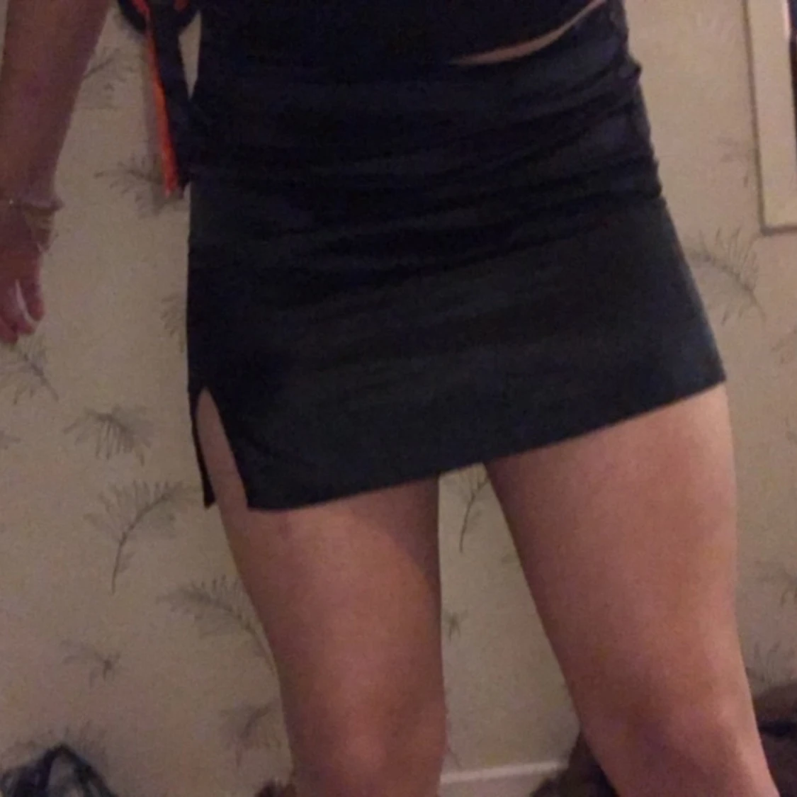 Kjol med liten slits