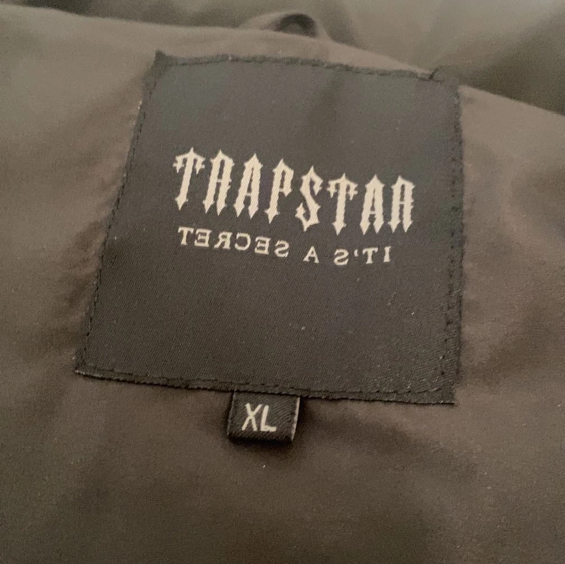 Trapstar väst  - 91