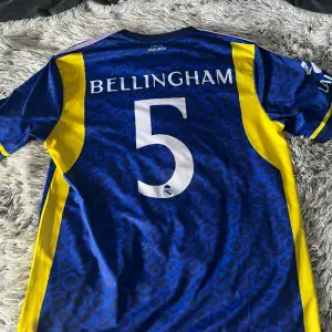 Belingham tröja, helt ny 