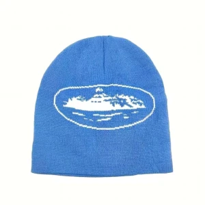 Svart och blå mössa - Svart och blå mössa