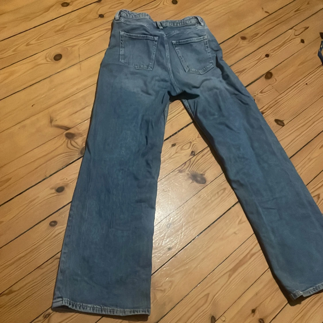 Blå high waist jeans - 90