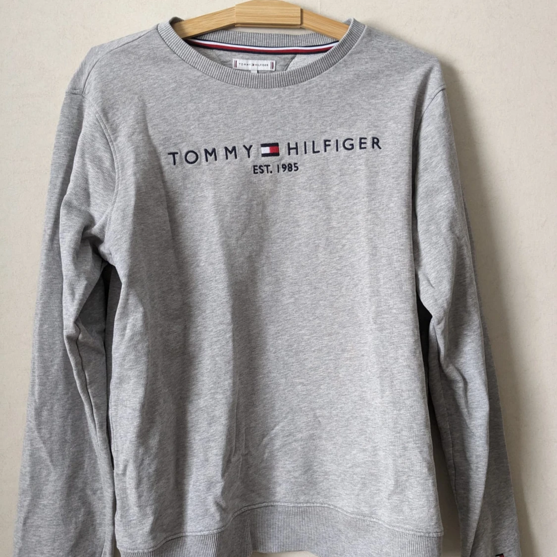 Tommy Hilfiger tröja  - 90