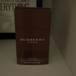 Oanvänd burberry parfym  - Oanvänd burberry parfym endast öppnad för att se skick på varan Originalpris:400kr