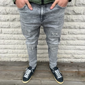 FSBN jeans stl 29/30 - Säljer nu dessa sjukt sällsynta FSBN jeansen | Skick 9/10 | Hör av er vid minsta lilla fundering!👌