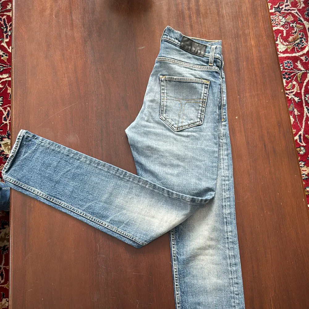Tiger Jeans Slimfit liknande Pistolero, Italienskt Premium Denim. Skön tvätt. Storlek W29 och L32. Hör av er vid ytterligare funderingar! 🤩 . Jeans & Byxor.