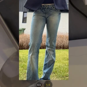 Bootcut jeans - Säljer dessa bootcut fornarina jeans då de knappast använts nypris ca 1200kr, men säljer för endast 200kr. De är som nya & kontakta vid intessse💘