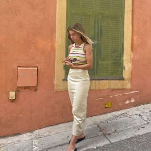 Ganni top - virkad bikini top från ganni. super söt och perfekt till sommaren!! ☀️