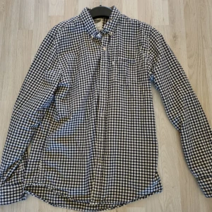 Levis skjorta - Bekväm skjorta i bra skick från levis.