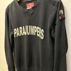Parajumpers tröja - Säljer denna fina Parajumpers tröjan. Bra skick