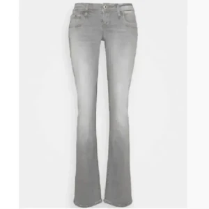Ltb jeans - Säljer mina gråa ltb jeans som jag ej använder längre❣️