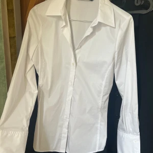 Skjorta - Aldrig använd 