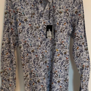 Skjorta Sand - Skjorta från Sand. Oanvänd ny med tag kvar!