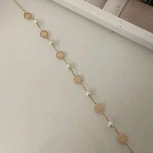 Tory burch halsband - Tory burch halsband, aldrig använt! Man kan justera storleken så som man vill