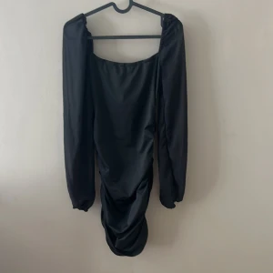 Klänning - Välj pris själv