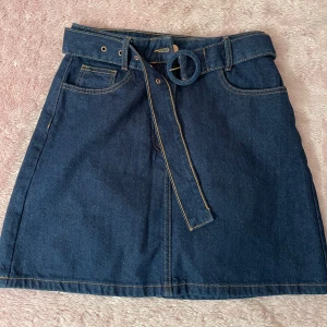 Denim skirt - New and unused denim skirt in dark blue