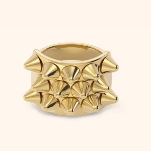 Ring från Edblad. Aldrig använd  - Säljer denna super fina ring från Edblad som aldrig blivit använd.  Nypris 399 kr