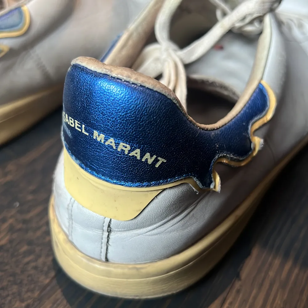 Sneakers från Isabel Marant, välanvända💙. Skor.