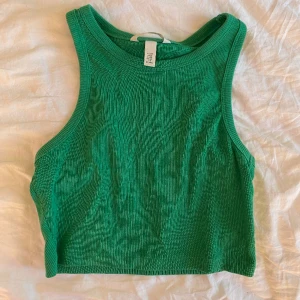 Grön topp - Jättefin crop top från hm💗