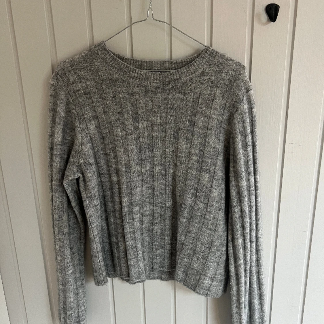 Stickad tröja  - 91