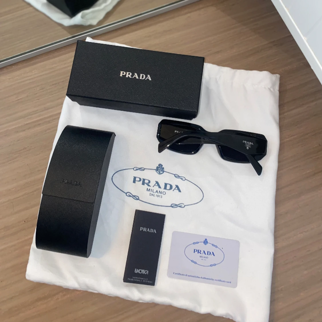 Prada glasögon  - 90