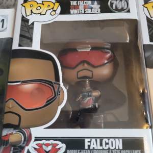 Falcon funko pop från falcon and the winter soldier